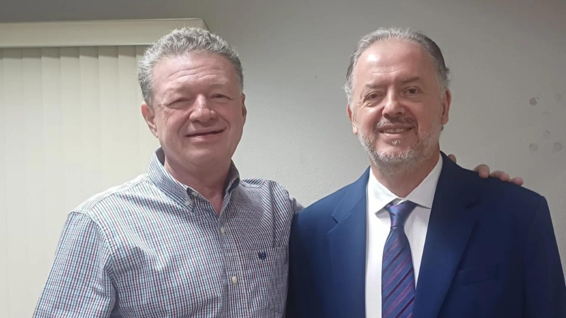 O empresário Clóvis Lapastina Camargo e o diretor titular do Ciesp São Carlos, Paulo Giglio